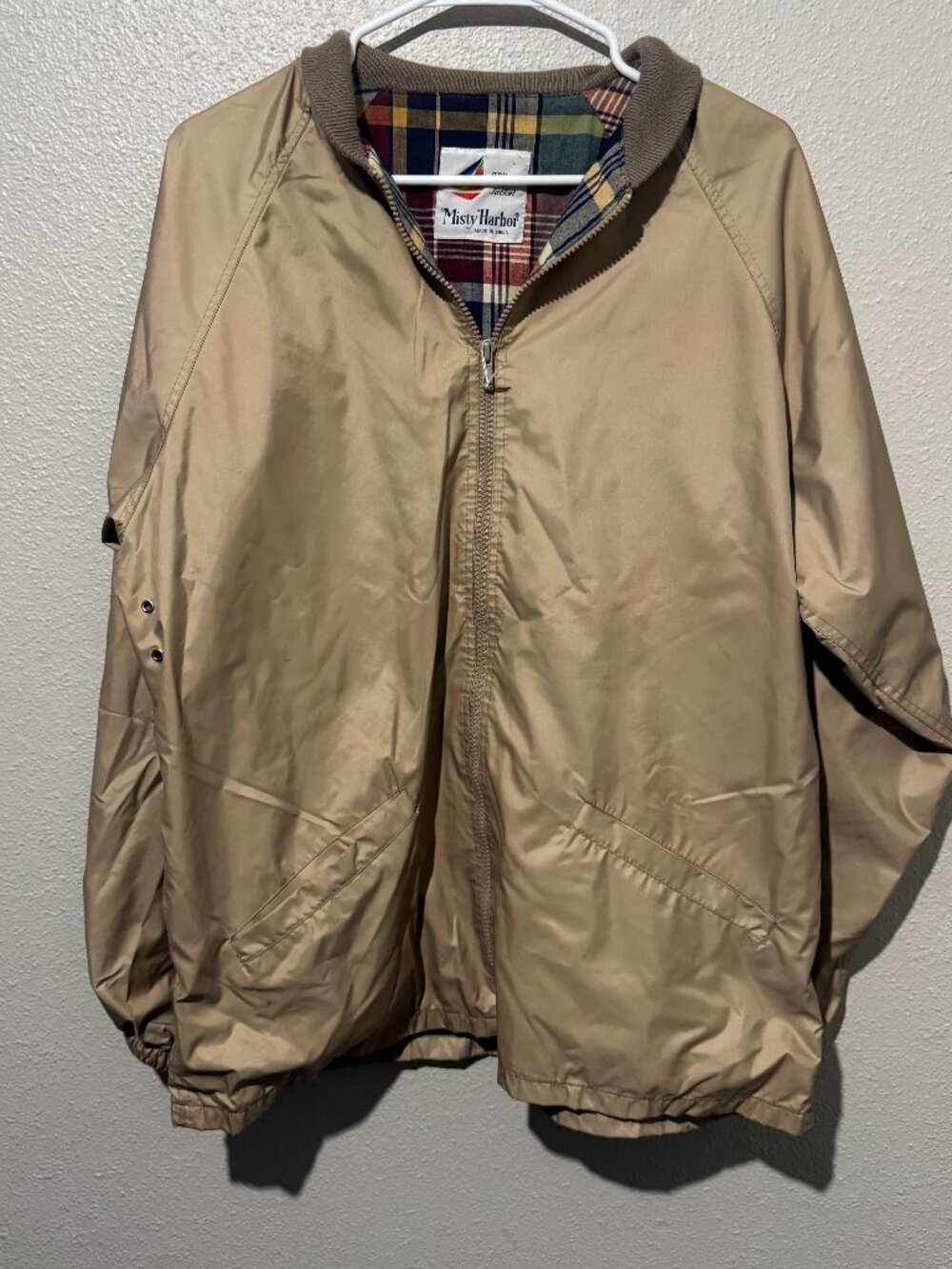 Misty Harbor Crazy Time Jacket Tan Plaid Lined Water-Repellent Nylon Size M